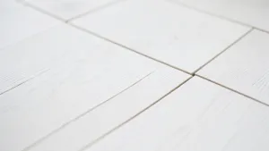 Bielenie parkietu dębowego